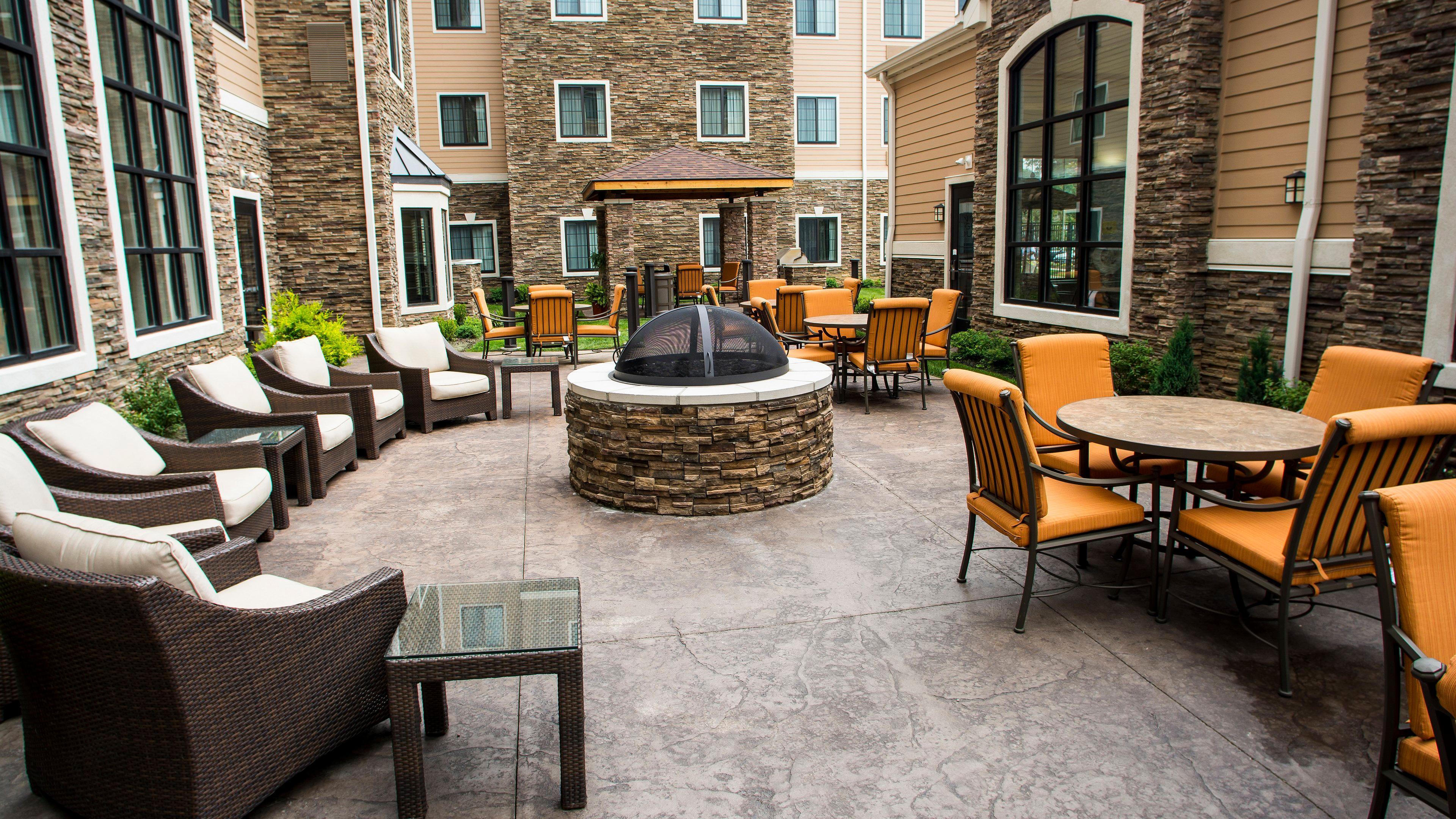 Staybridge Suites Lexington, An Ihg Hotel Exterior photo